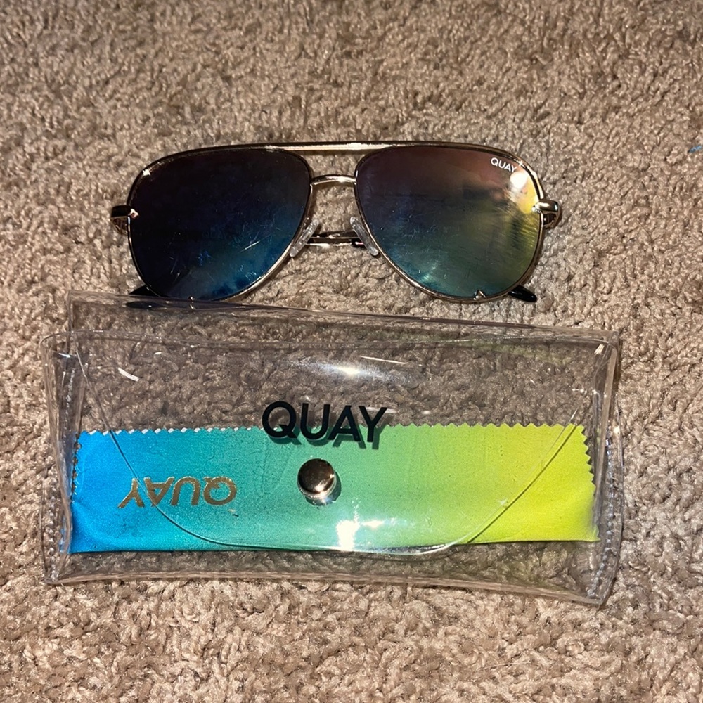 Quay glasses